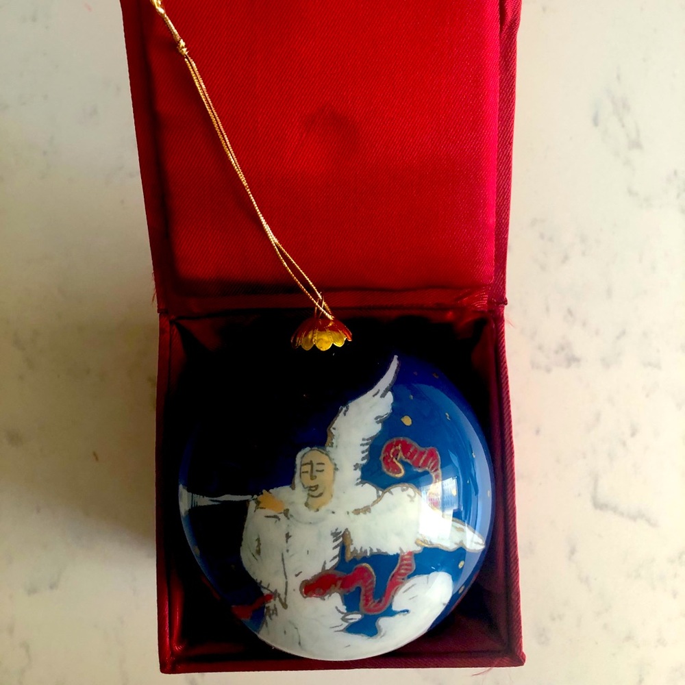 Artline mouth blown hand painted ornament